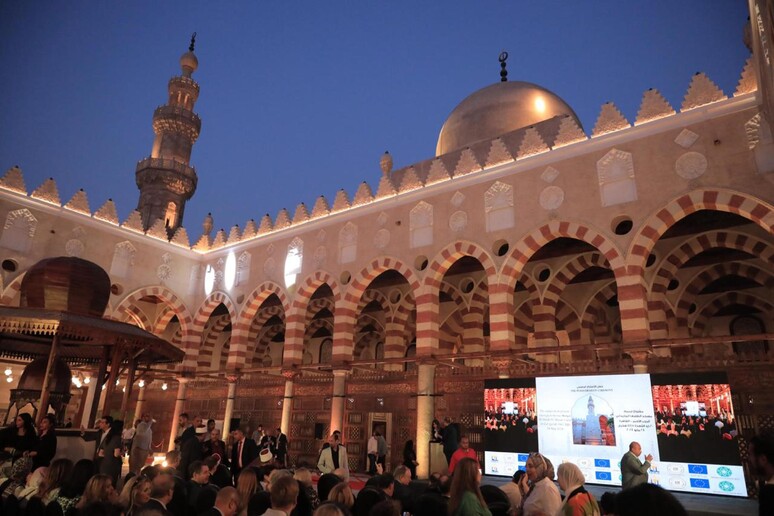 开罗最美丽的清真寺之一再次闪耀
